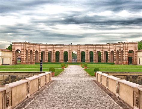  El Palacio Ducal: Un Tesoro Renacentista en el Corazón de Mantua