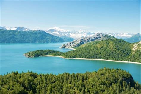  ¿Sabías que la Montaña Wuning es un paraíso escondido para los amantes de la naturaleza?