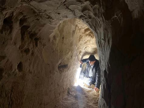 ¡Sumérgete en la historia con los misteriosos jeroglíficos de las Cuevas del Río Jing!